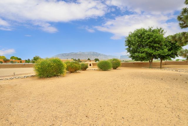 55 El Dorado Road, Corrales, NM 87048