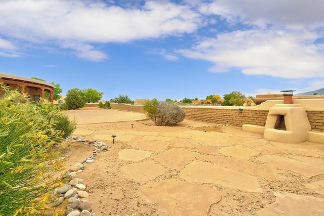 55 El Dorado Road, Corrales, NM 87048
