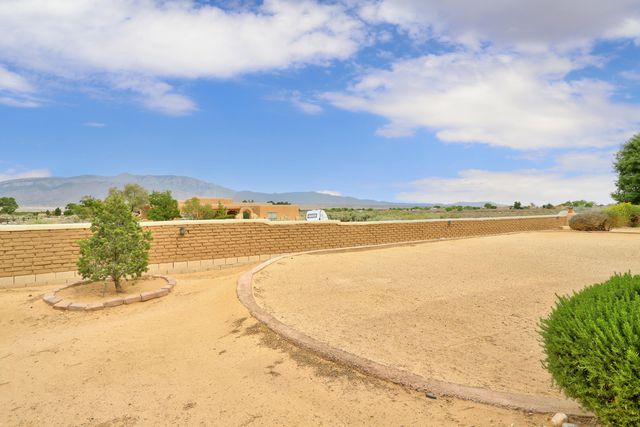 55 El Dorado Road, Corrales, NM 87048