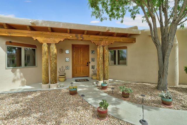 55 El Dorado Road, Corrales, NM 87048
