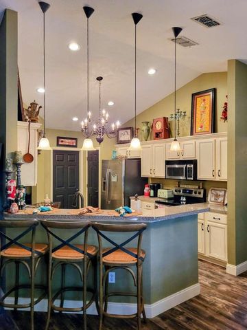 2585 SE Marseille St, Port St Lucie, FL 34952