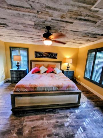 2585 SE Marseille St, Port St Lucie, FL 34952