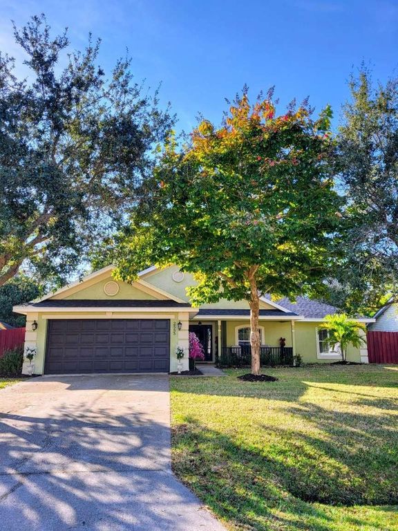 2585 SE Marseille St, Port St Lucie, FL 34952