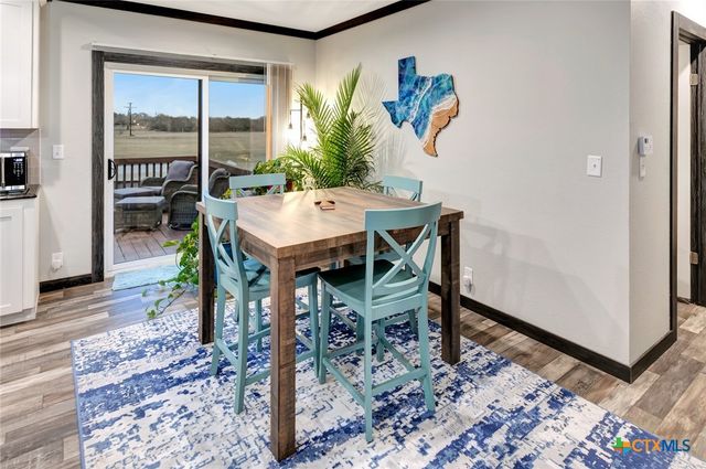 497 W Oaks, Victoria, TX 77905