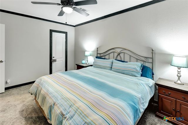 497 W Oaks, Victoria, TX 77905