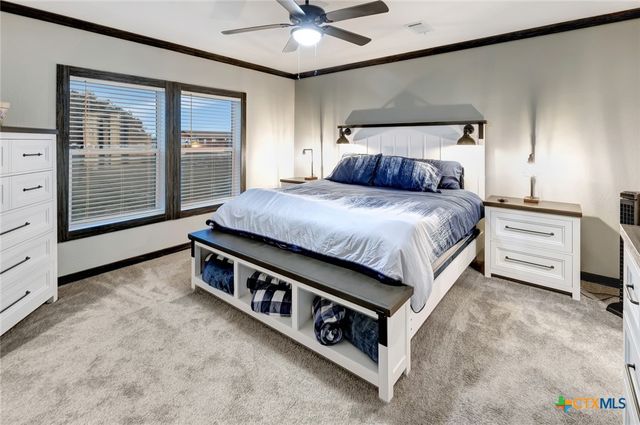 497 W Oaks, Victoria, TX 77905