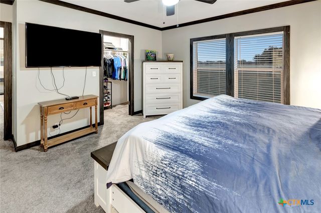 497 W Oaks, Victoria, TX 77905