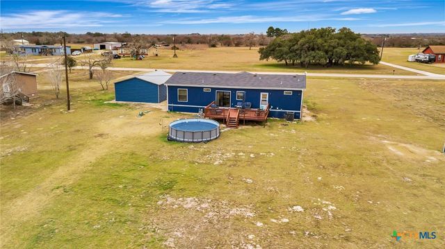 497 W Oaks, Victoria, TX 77905