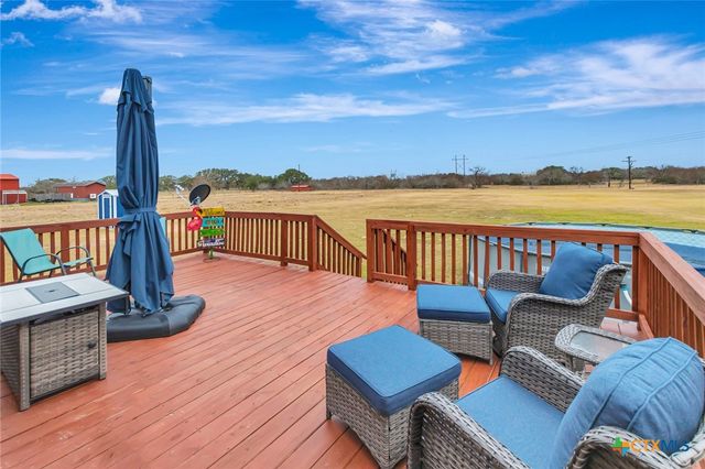 497 W Oaks, Victoria, TX 77905