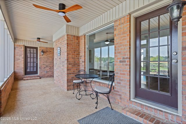 1975 Green Village Drive, Hernando, MS 38632
