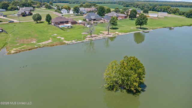 1975 Green Village Drive, Hernando, MS 38632