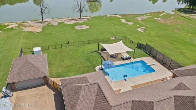 1975 Green Village Drive, Hernando, MS 38632