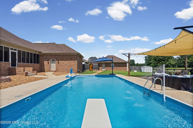 1975 Green Village Drive, Hernando, MS 38632
