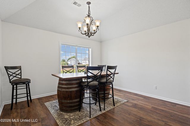 1975 Green Village Drive, Hernando, MS 38632