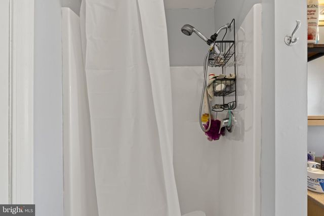 48 FRUITREE RD, Levittown, PA 19056