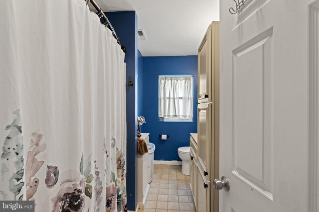 48 FRUITREE RD, Levittown, PA 19056