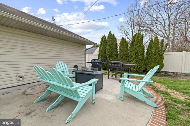 48 FRUITREE RD, Levittown, PA 19056