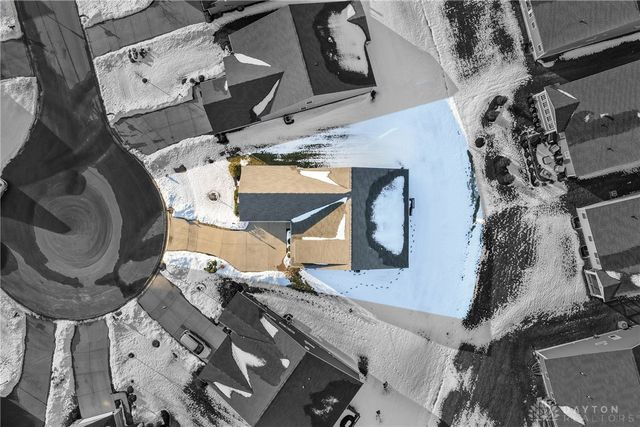 1382 Brookchase Circle, Maineville, OH 45039