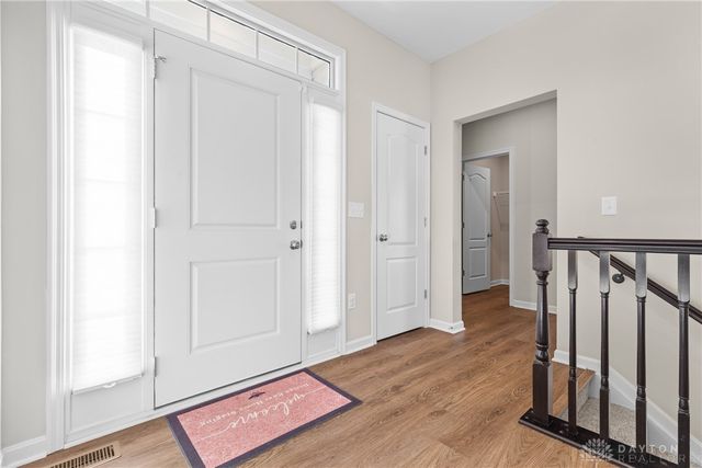 1382 Brookchase Circle, Maineville, OH 45039