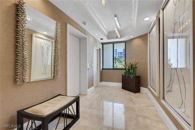 4400 Gulf Shore BLVD N 2-203, Naples, FL 34103