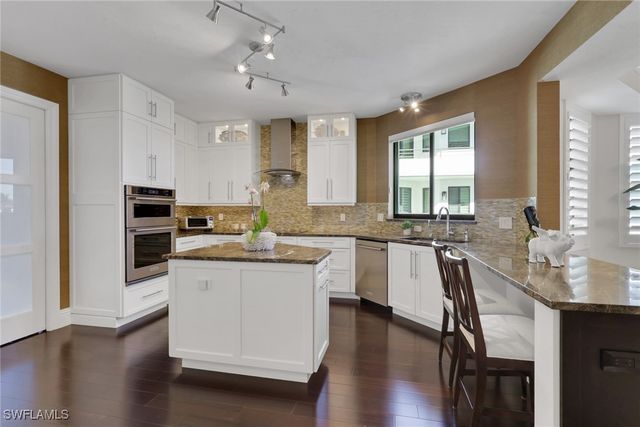 4400 Gulf Shore BLVD N 2-203, Naples, FL 34103