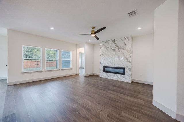 3008 Walker Street, Fort Worth, TX 76105