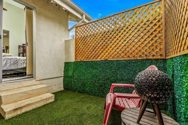 1887 Guilder Gln, Escondido, CA 92029