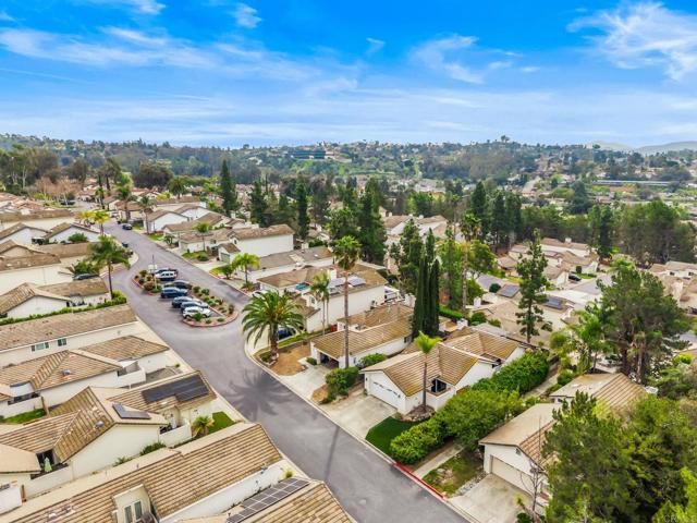 1887 Guilder Gln, Escondido, CA 92029
