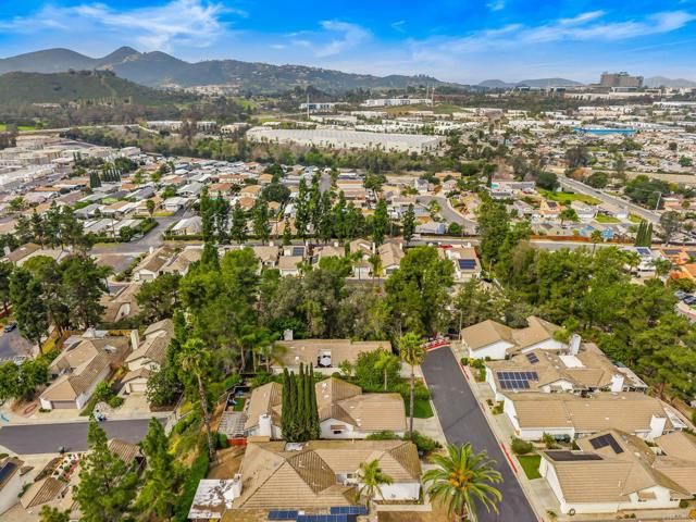 1887 Guilder Gln, Escondido, CA 92029