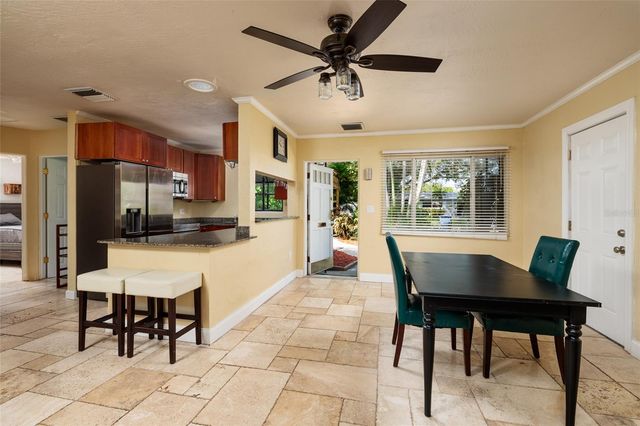 9665 2ND STREET N, St Petersburg, FL 33702