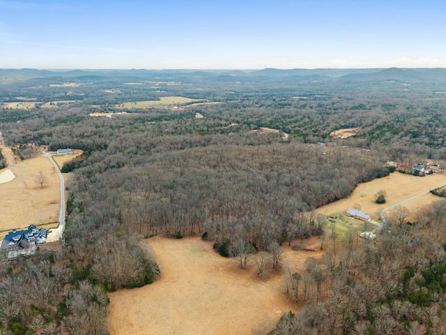 1 Manus Rd, Murfreesboro, TN 37127
