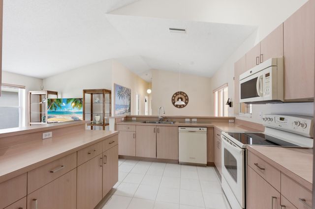 9099 Cavatina Place, Boynton Beach, FL 33472