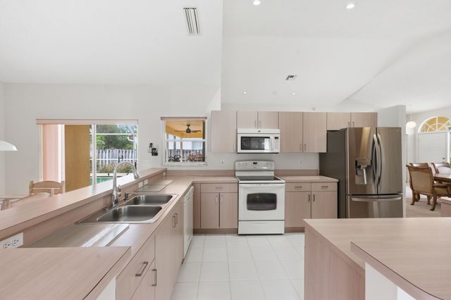 9099 Cavatina Place, Boynton Beach, FL 33472