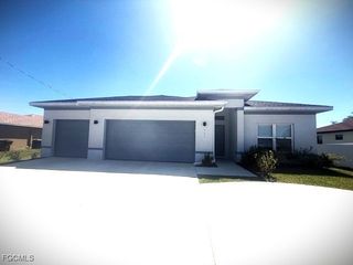 642 Tropicana PKWY E, Cape Coral, FL 33993