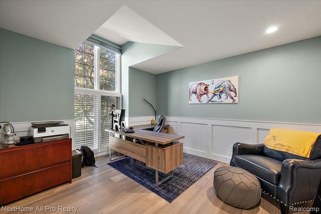 13277 Hidden Creek Drive, Plymouth, MI 48170