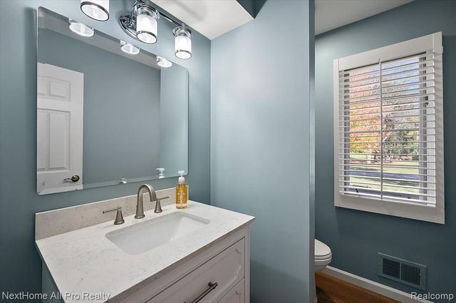 13277 Hidden Creek Drive, Plymouth, MI 48170