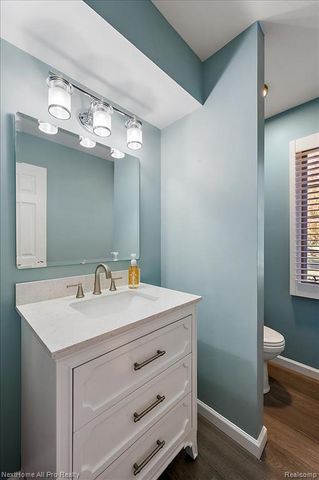 13277 Hidden Creek Drive, Plymouth, MI 48170