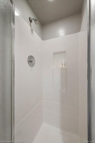 13277 Hidden Creek Drive, Plymouth, MI 48170