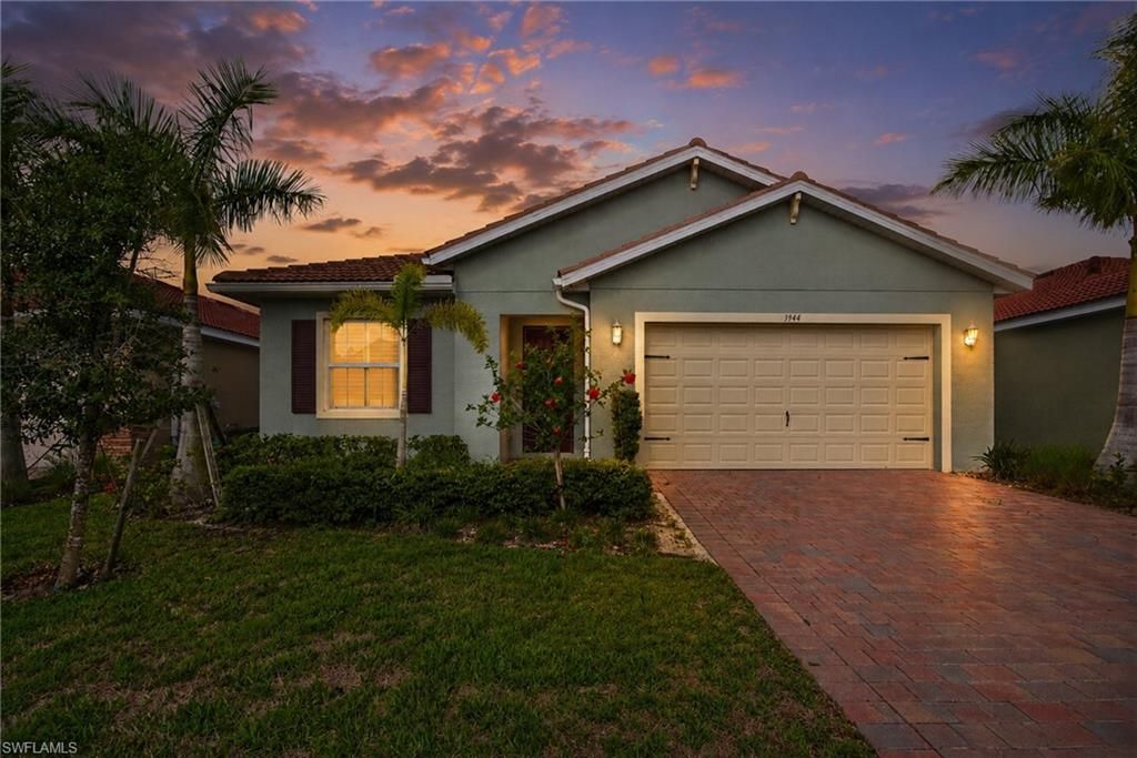 3944 Crosswater DR, NORTH FORT MYERS, FL 33917 — photo 4