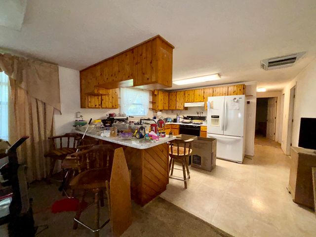 3030 Tamarack Circle, Bosque Farms, NM 87068