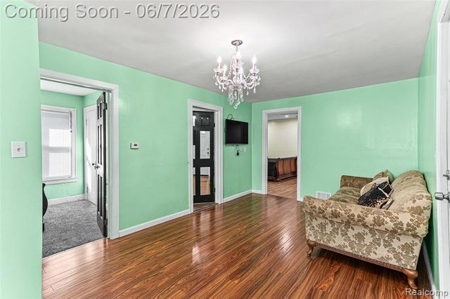9983 Quincy Street, Detroit, MI 48204