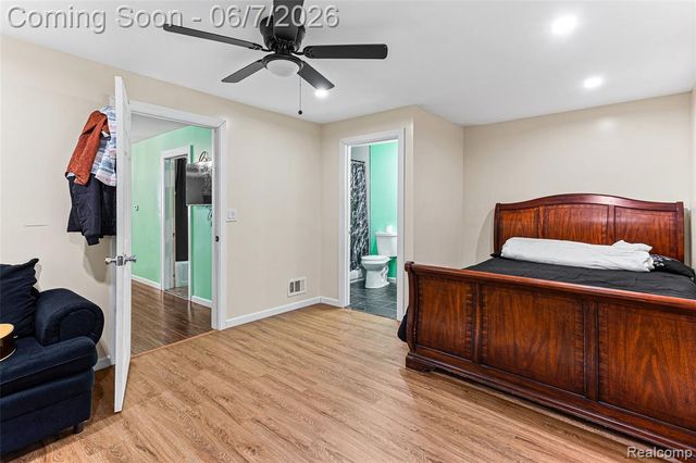 9983 Quincy Street, Detroit, MI 48204