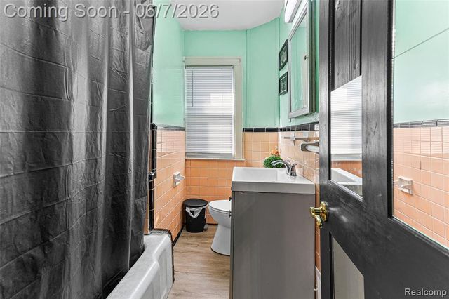 9983 Quincy Street, Detroit, MI 48204