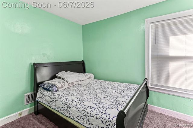 9983 Quincy Street, Detroit, MI 48204