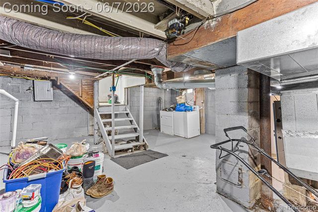 9983 Quincy Street, Detroit, MI 48204