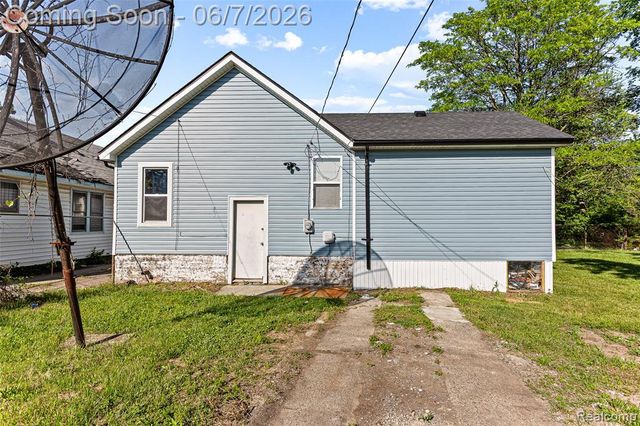 9983 Quincy Street, Detroit, MI 48204