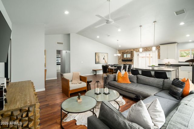 6335 E WALTANN Lane, Scottsdale, AZ 85254