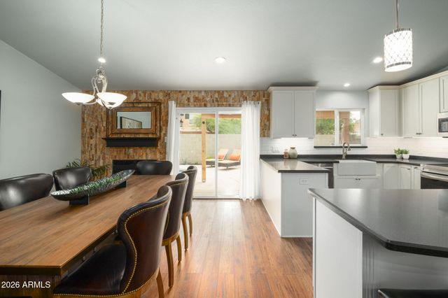 6335 E WALTANN Lane, Scottsdale, AZ 85254