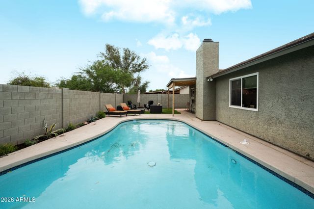 6335 E WALTANN Lane, Scottsdale, AZ 85254