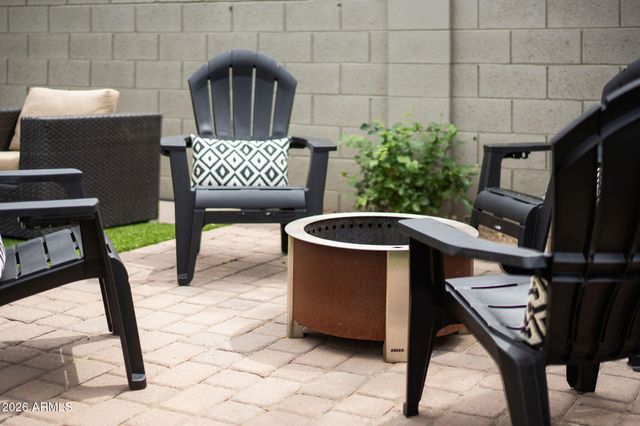 6335 E WALTANN Lane, Scottsdale, AZ 85254